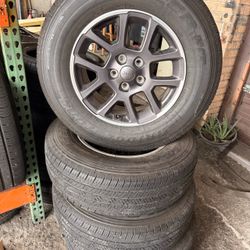 Jeep Alloy Wheels with Bridgestone Tires Set of 4 255/70/18