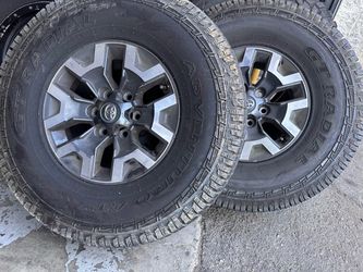 Tacoma wheels with GT AT3 tires LT285/75/16 90% treads