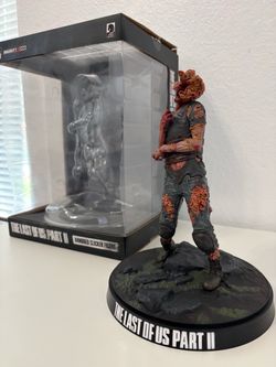 The Last of Us Part II Armored Clicker Statue Dark Horse