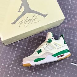 Jordan 4 Sb Pine Green 37