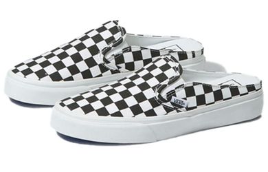 Vans classic- slip on unisex size 7.5 Me s / Size 9 women’s used once