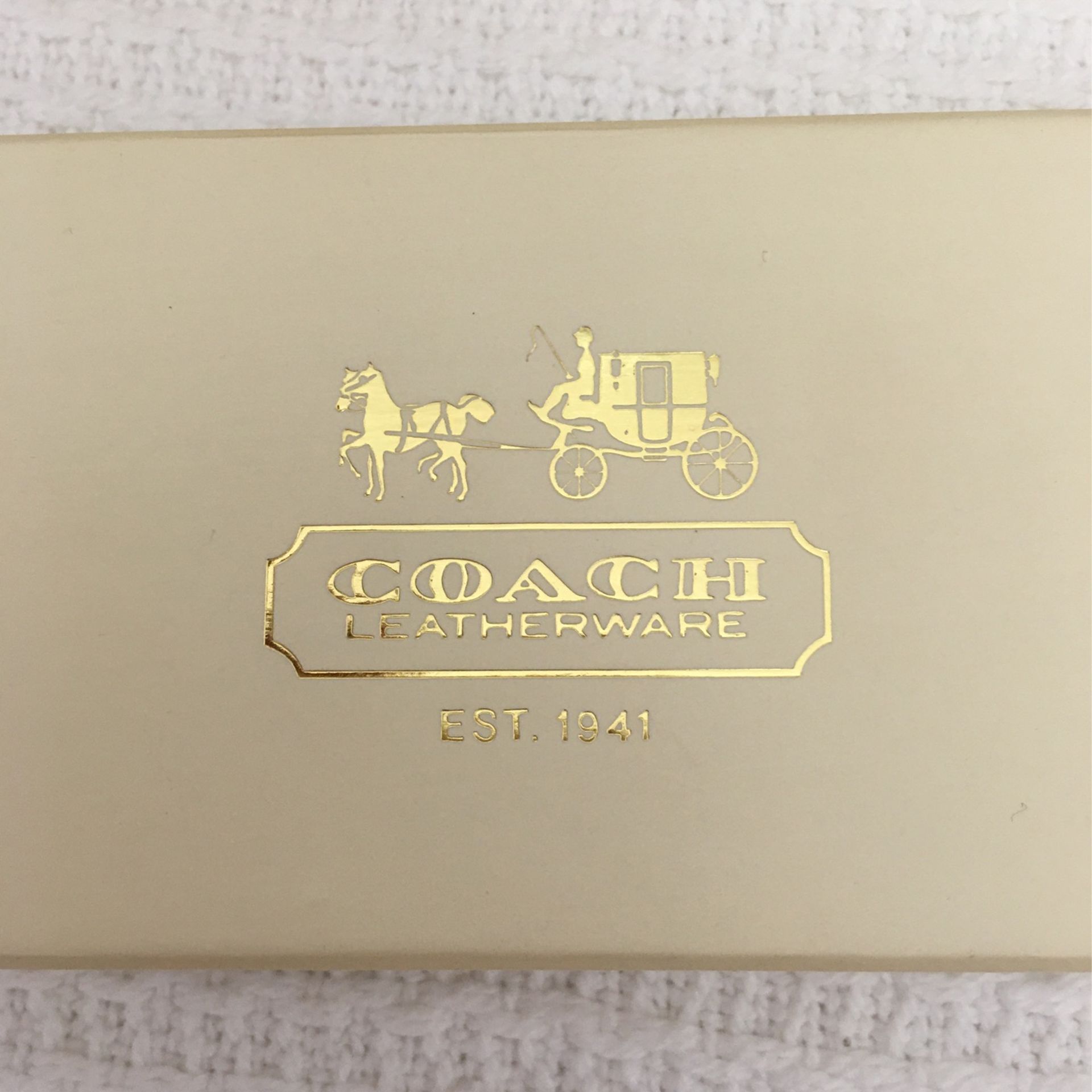 Coach Watch display picture 1