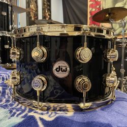 DW Collectors 8x14 Maple Ebony Stain Snare