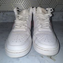 Nike Court Vision Mid White Flash Crimson Size 7M/ Size 8.5W CD5436-102