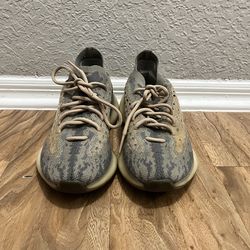 yeezy 380 mist size 7.5
