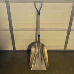 Gardening shovel