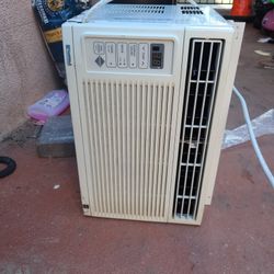 Window A/c 5,300 Bt
