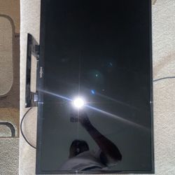 Insignia 32” Model NS-32DS511NA15 W/ Hdmi