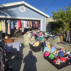 Clothes 2x$1 Yard Sale