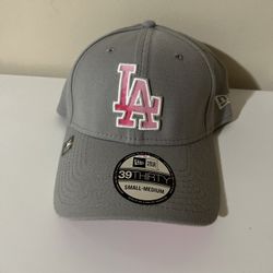 BRAND NEW LOS ANGELES DODGERS NEW ERA 2022 GRAY/PINK MOTHER’S DAY 39THIRTY HAT