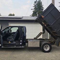 2001 Ford F350 V10 - Dump Bed