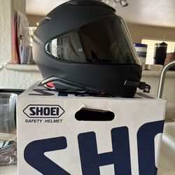 Shoei RF1400
