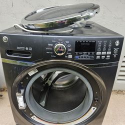 GE front load washer. 4.5 capacity. FREE!