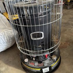 Kerosene heater Indoor/ Outdoor Dyna-Glo 23800 -BTU Convection