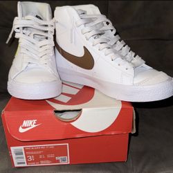  Nike blazer Mid