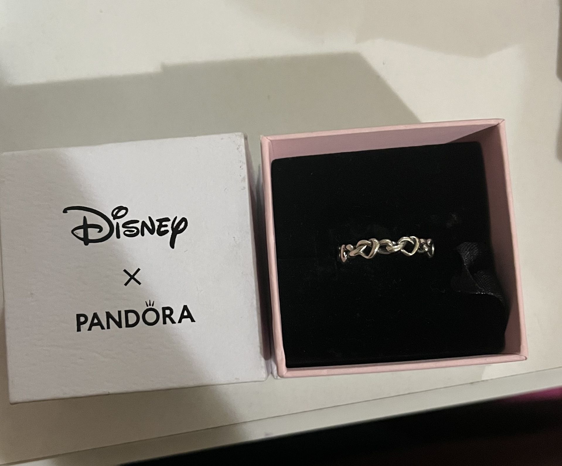 Pandora Ring