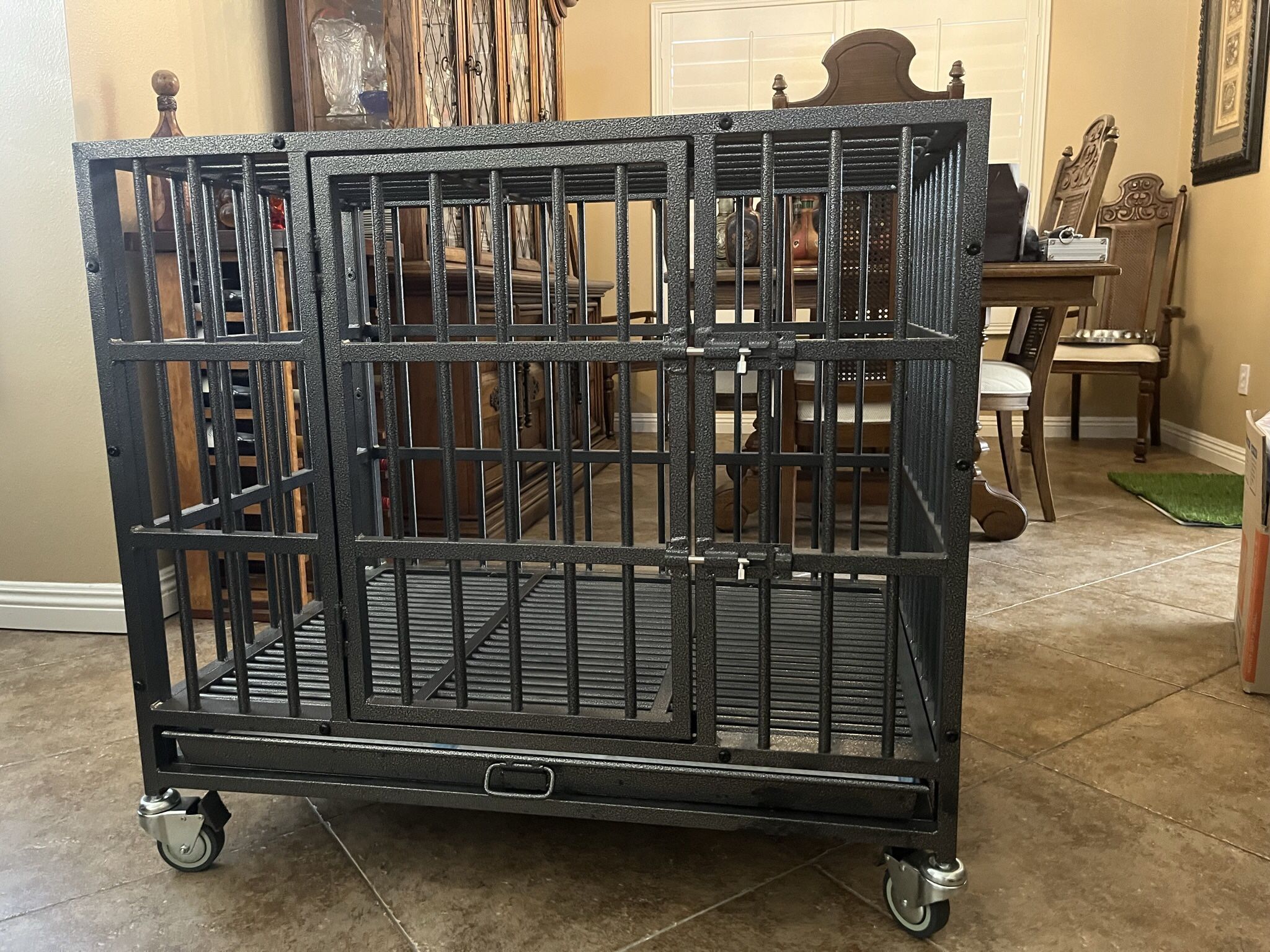 Frisco Ultimate Heavy Duty Steel Metal Single Door Dog Crate