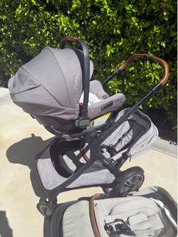 Nuna PIPA + Stroller Travel System (3-in-1) – good Condition