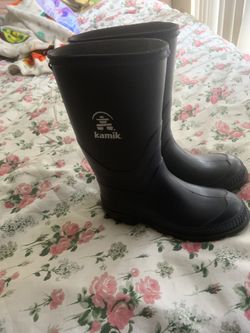 Kamik rain boots