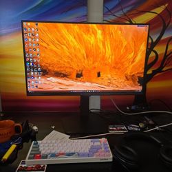 Samsung 27" 1440p Monitor 