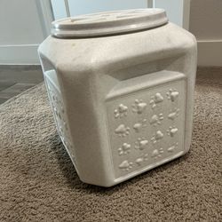 Dog Food Storage Bin