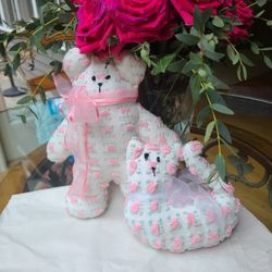 Vintage Chenille Bedspread Bear Or Cat Pillow Cottagecore