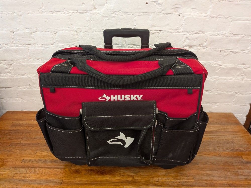 Husky 18in 18 Pocket Rolling Tool Bag