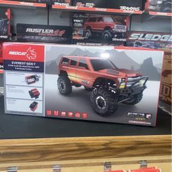 REDCAT Everest Gen 7 1/10 Scale 4WD Trail Truck.