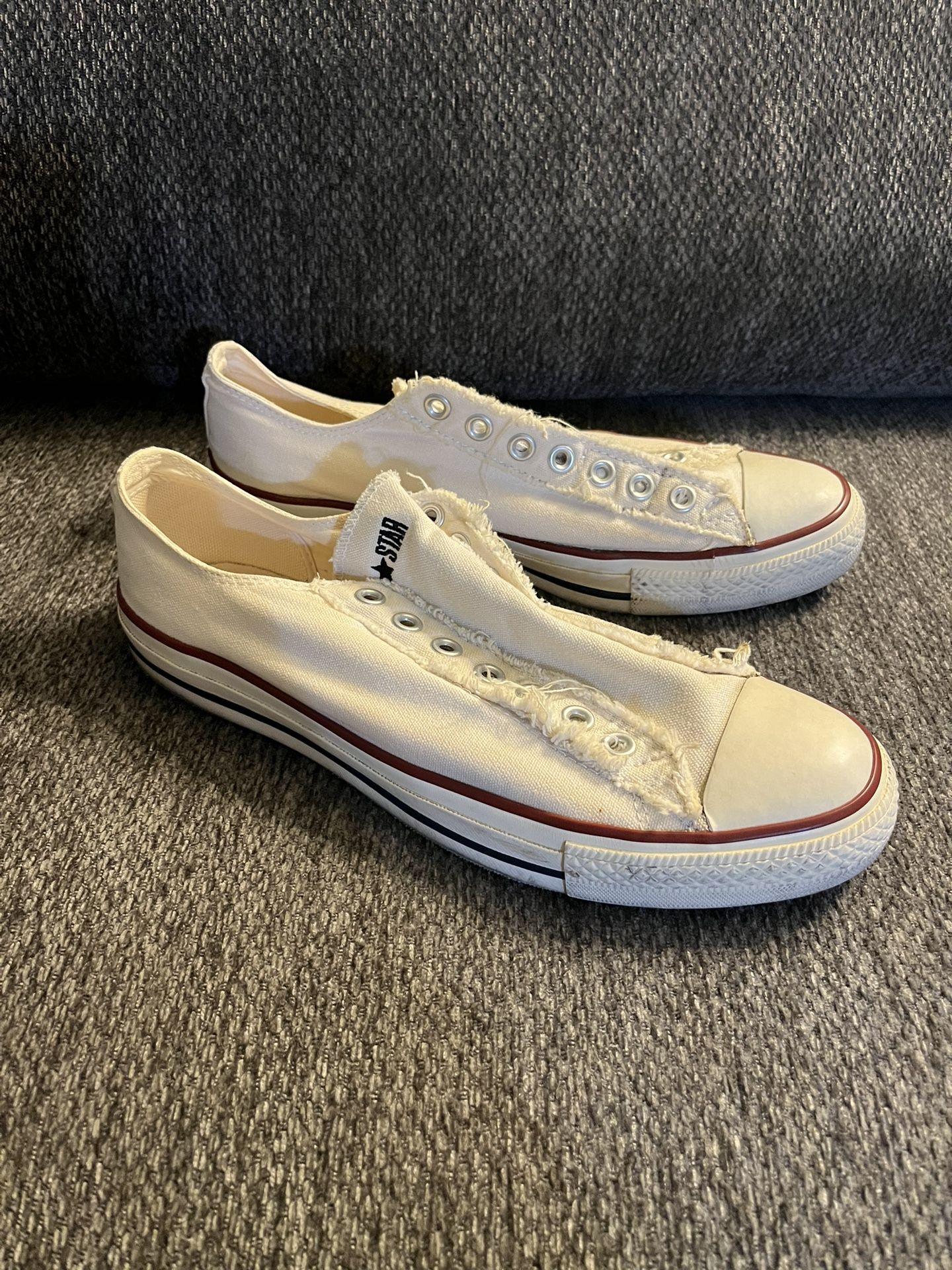 Converse unisex sneakers men’s 8.5 woman’s 10.5