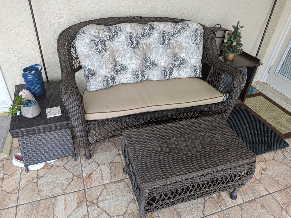 Rattan Patio Furniture With Cushions