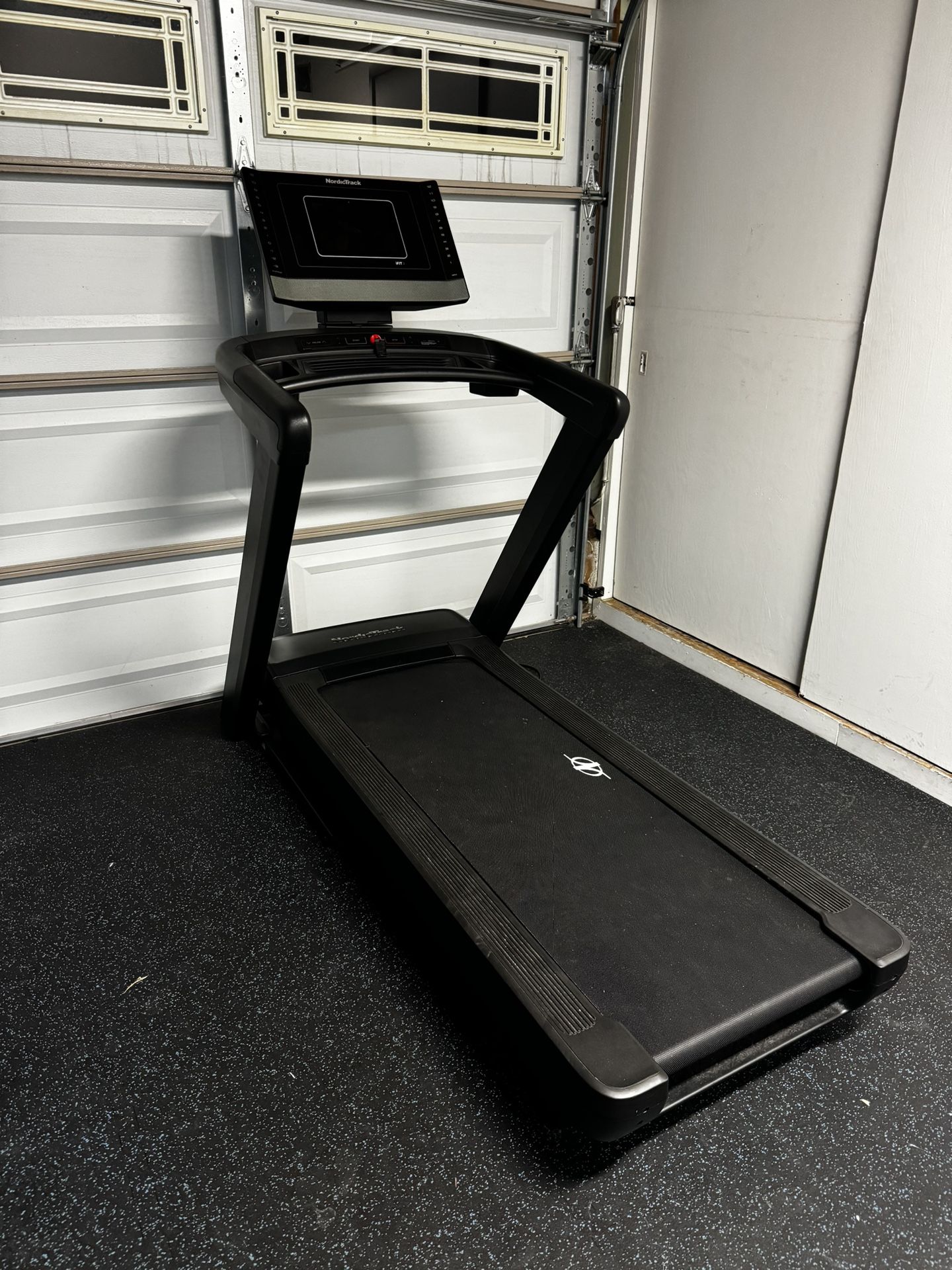 TREADMILL- NORDICTRACK