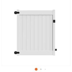 Vinyl Gate 