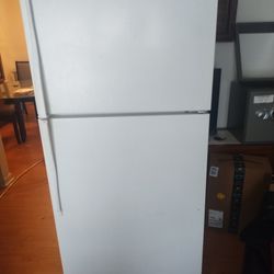 Used Whirlpool Fridge 