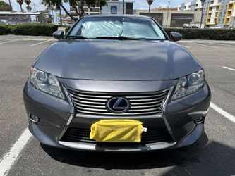 2015 Lexus ES 300h