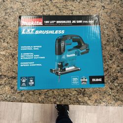 Makita XVJ04Z