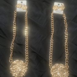 Selling New Versace Medusa Gold Plated Necklace and Necklace 
