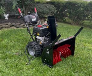 Pro Series Craftsman 30” 2 Stage Snow Blower W Power Steering & MORE