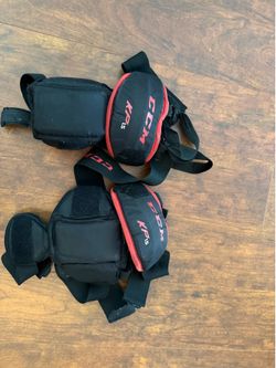 Youth CCM knee pads