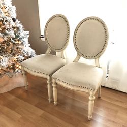 Two Beautiful Vintage Chairs nicely padded made of real wood quality