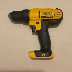 Brand New Dewalt 20 Volts 1/2” Drill Driver 2 Speeds.      55 Firm on Price.      55 Firme en Precio.