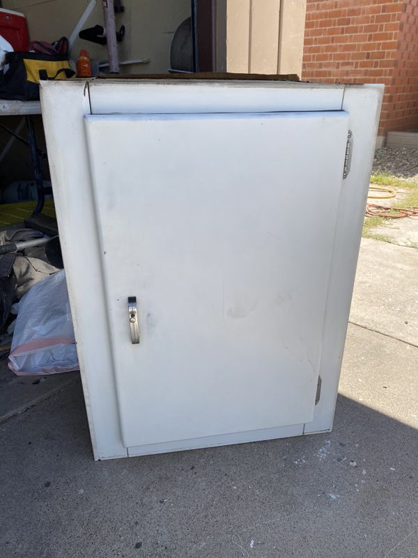 Vintage trailer ice box for Sale in Phoenix, AZ OfferUp