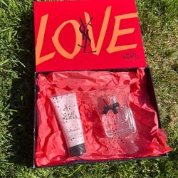 Ysl Love Women Perfume Gift Set AMAZING, retail $160 Regalos Mujer