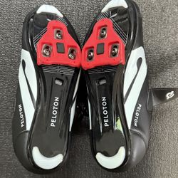 Peloton Clip Cycle / Spinning Shoes