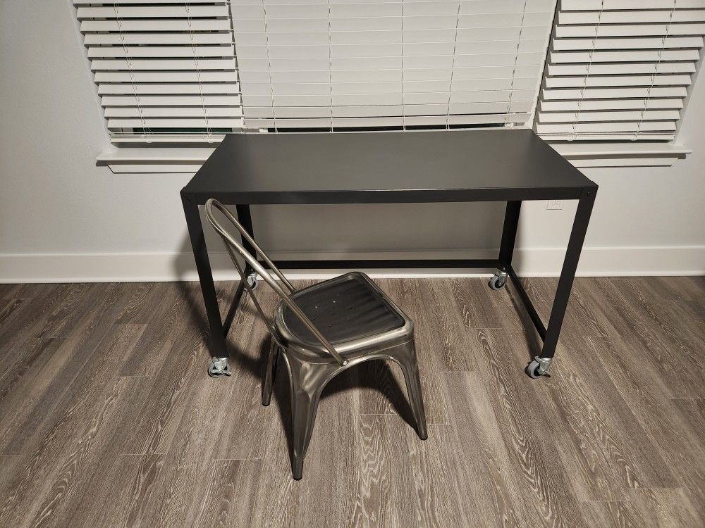 Metal Desk With Chair 