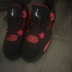 Jordan 4s red thunders sz 11