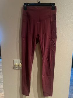 Woman’s Halara sz med legging dusty rose