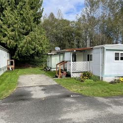 MANUFACTURED HOMES - Riverside Park