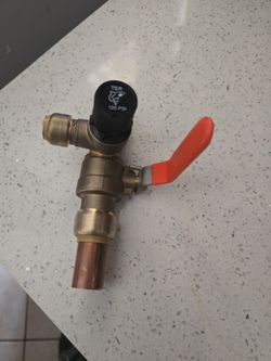 Brass Ball Valve with 125 PSI Pressure Relief