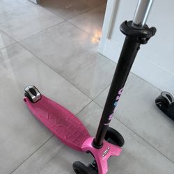 Micro Maxi Scooter Pink