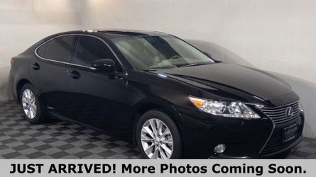 2014 Lexus ES 300h